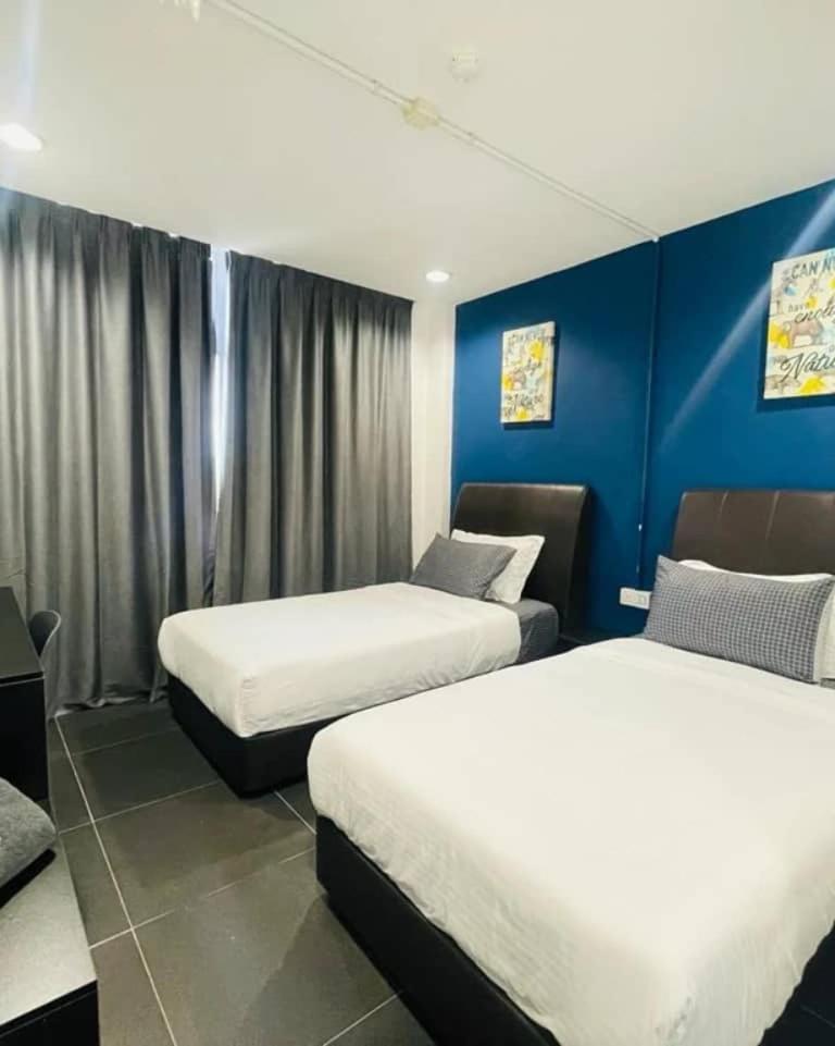 Halo Rooms Hotel Wakaf Bharu 外观 照片